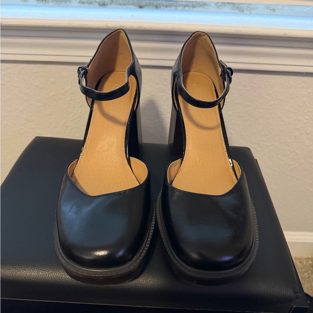 Black heels